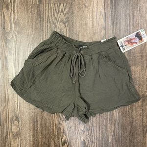 New olive shorts
